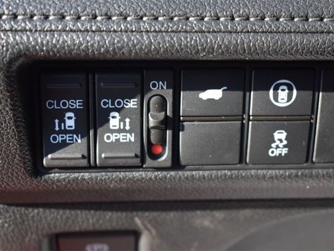 Used 2024 Honda Odyssey Sport image 29