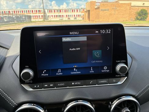 Used 2025 Nissan Sentra SV FWD image 16