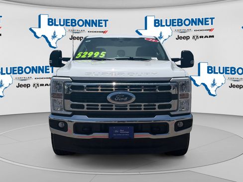 Used 2024 Ford F250 XLT AWD/4WD image 2
