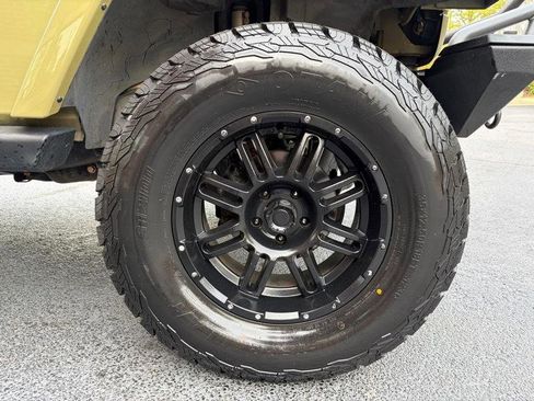 Used 2013 Jeep Wrangler Unlimited Sahara w/ Connectivity Group image 16