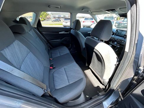 Used 2022 Kia Seltos LX image 14