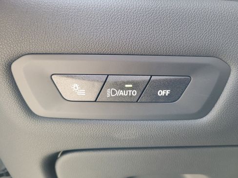 New 2026 BMW X5 xDrive50e w/ Executive Package image 21