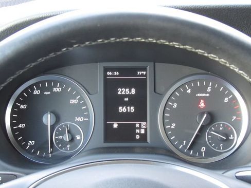 Used 2023 Mercedes-Benz Metris Passenger image 20