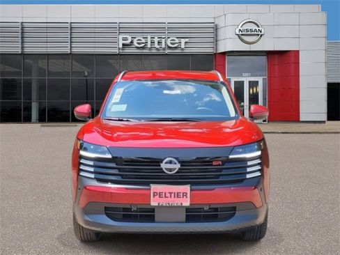 New 2025 Nissan Kicks SR image 2