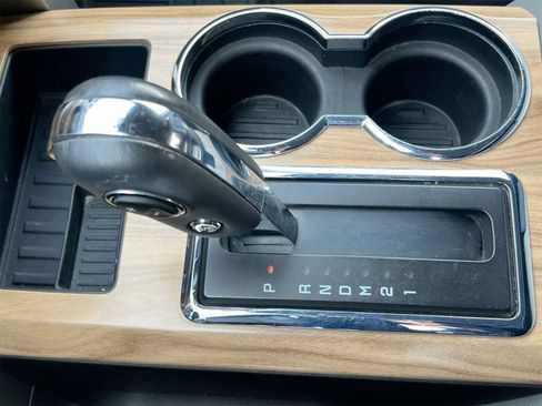 Used 2011 Ford F150 Lariat image 30