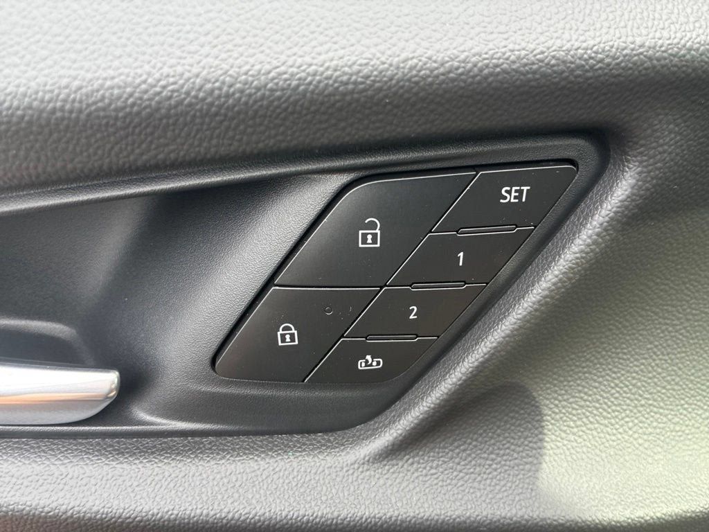 New 2027 Chevrolet Equinox RS w/ Safety and Technology Package AWD/4WD image 26