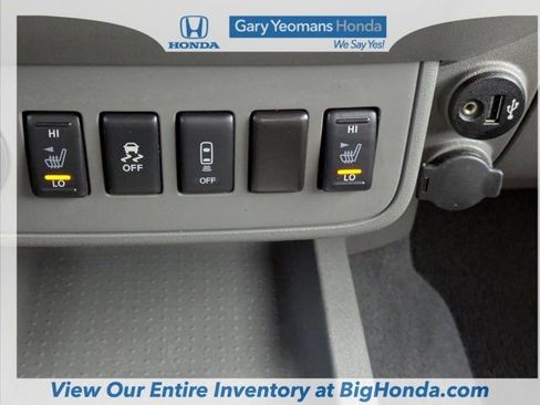 Used 2019 Nissan Frontier SL image 28