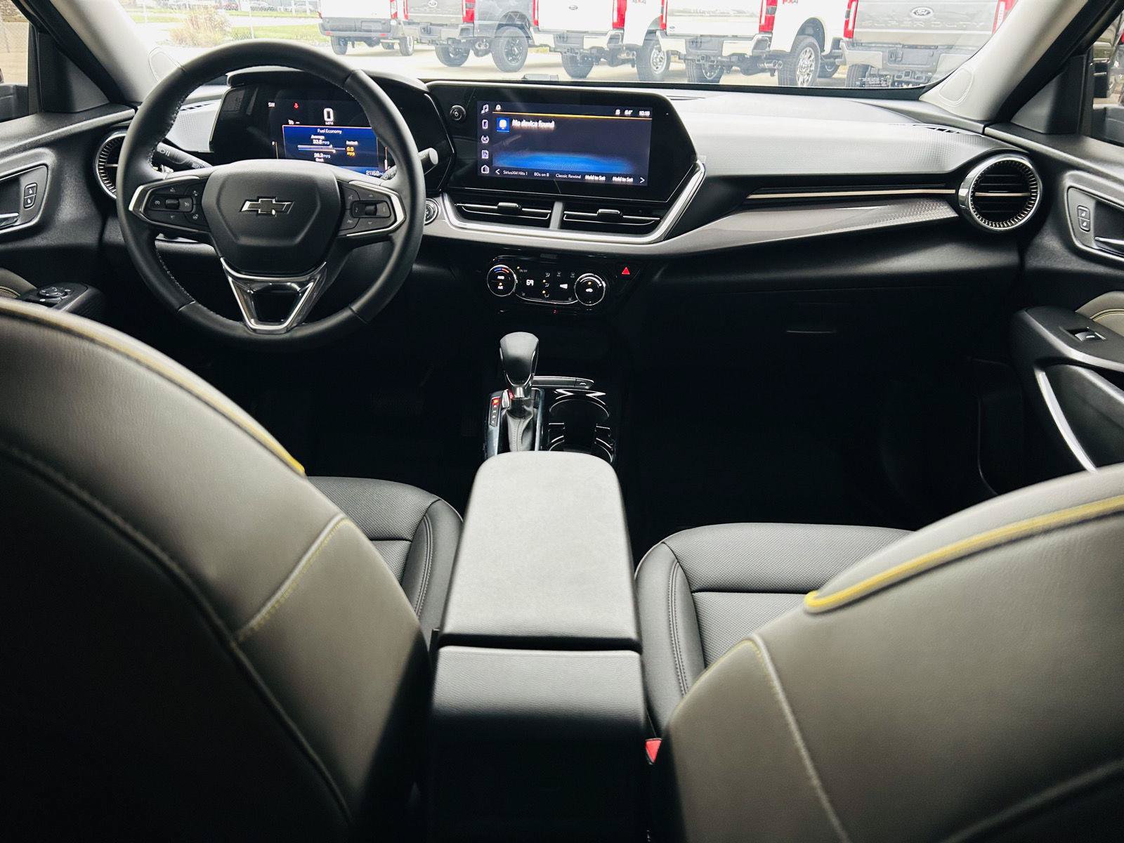 Used 2025 Chevrolet Trax ACTIV FWD image 22
