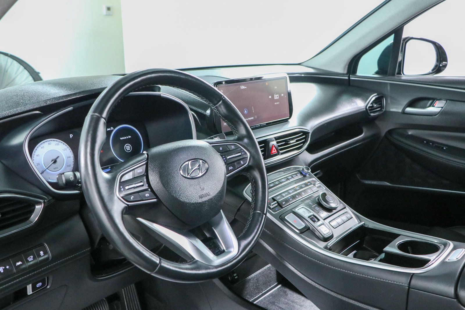 Used 2023 Hyundai Santa Fe Limited FWD image 23