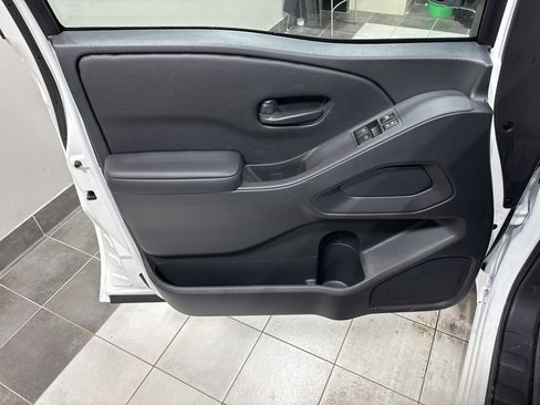 New 2026 Nissan Frontier S image 17