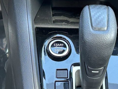 Used 2025 Nissan Versa SV w/ Trunk Package image 18