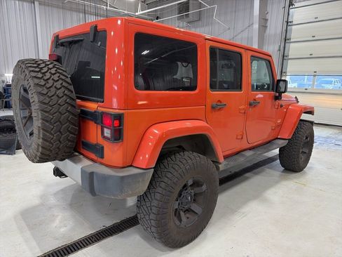 Used 2015 Jeep Wrangler Unlimited Sahara w/ Max Tow Package image 3