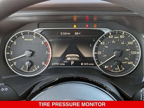 Certified 2023 Nissan Rogue SV AWD/4WD image 23