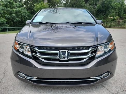 Used 2015 Honda Odyssey Touring Elite image 2