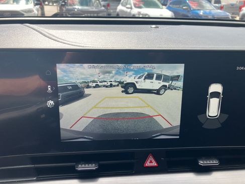 Used 2023 Kia Sportage EX FWD image 19