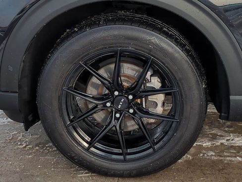 Used 2021 Ford Explorer ST w/ Premium Technology Package image 13