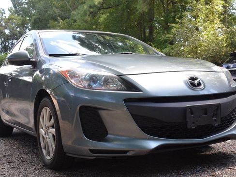 Used 2012 MAZDA MAZDA3 i Touring FWD image 3