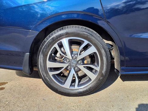 Used 2022 Honda Odyssey Touring image 8
