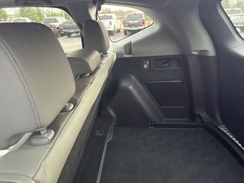 Used 2018 Honda CR-V Touring image 11