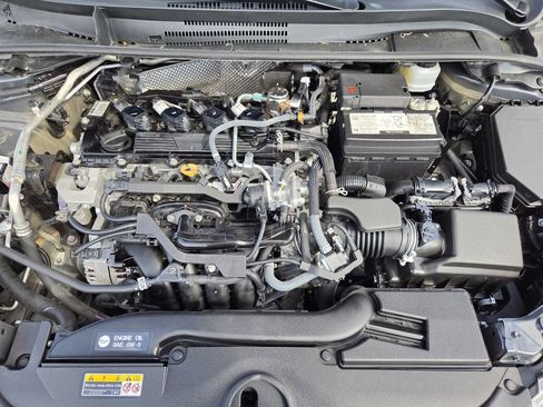 Used 2025 Toyota Corolla LE FWD image 29