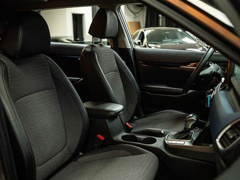 Used 2021 Kia Seltos S image 14