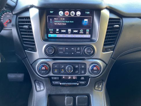 Used 2018 Chevrolet Suburban LT AWD/4WD image 23