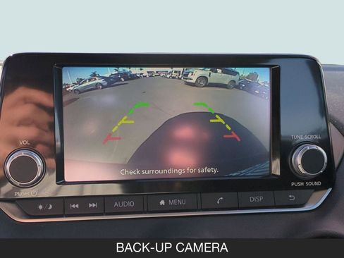 Certified 2025 Nissan Sentra S image 18