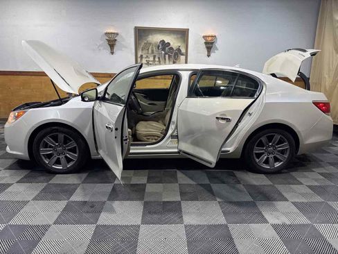 Used 2010 Buick LaCrosse CXL image 12