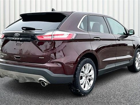 Used 2024 Ford Edge Titanium image 12