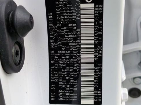 Used 2026 Toyota Corolla SE w/ SE Package FWD image 37