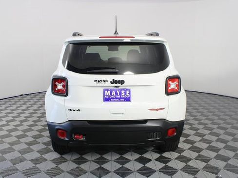 Used 2023 Jeep Renegade Trailhawk image 22