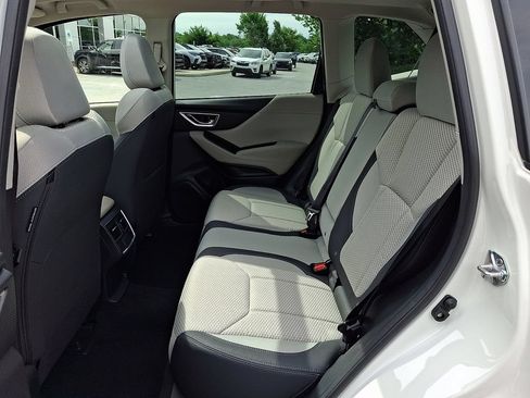 Certified 2023 Subaru Forester Premium AWD/4WD image 11