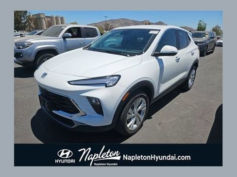 Used 2025 Buick Encore GX Preferred FWD image 1