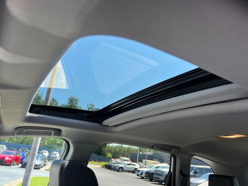 Used 2020 Honda CR-V EX-L image 33