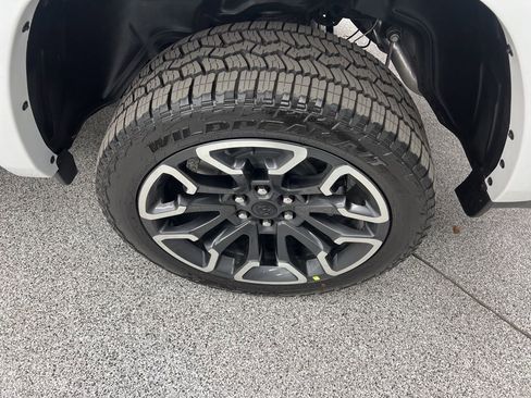 Used 2026 RAM 1500 Limited image 8