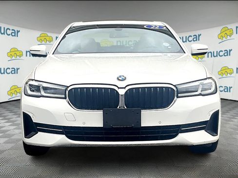 Used 2022 BMW 530i xDrive w/ Premium Package image 2