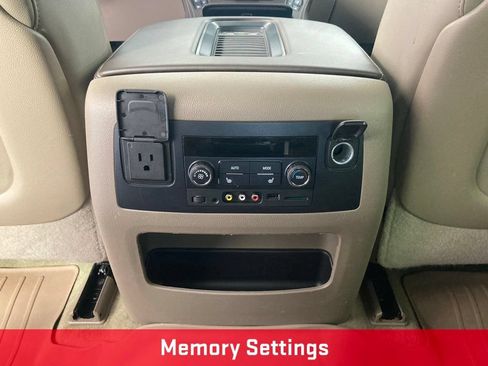 Used 2016 Chevrolet Suburban LTZ AWD/4WD image 16