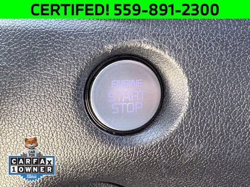 Certified 2025 Kia Sorento EX w/ Panoramic Sunroof Package FWD image 18