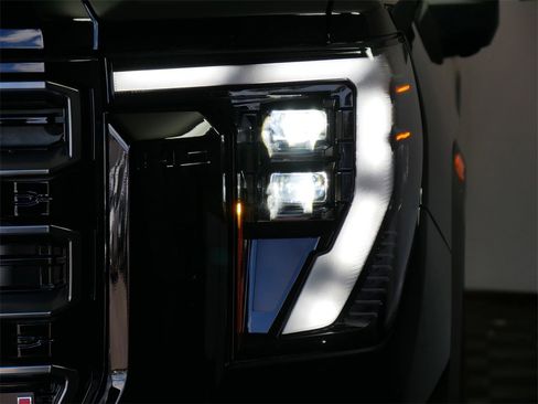 New 2025 GMC Sierra 3500 AT4 w/ AT4 Premium Plus Package image 31