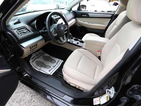 Used 2015 Subaru Legacy 2.5i Premium AWD/4WD image 16