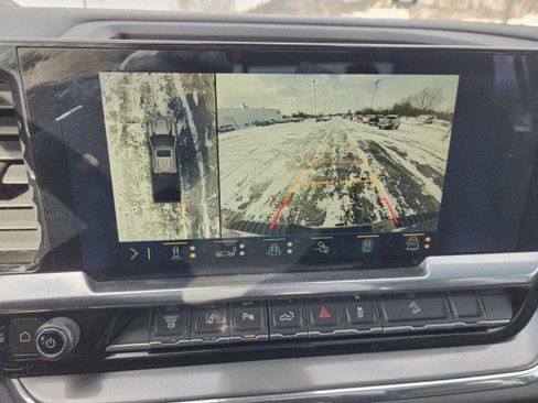 Used 2024 Chevrolet Silverado 2500 High Country w/ High Country Premium Package image 49