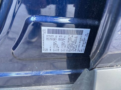 Used 2025 Nissan Rogue SV AWD/4WD image 31
