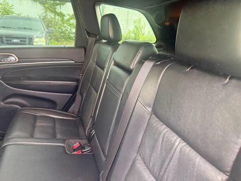 Used 2014 Jeep Grand Cherokee Limited AWD/4WD image 23