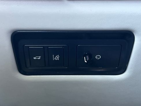 Used 2017 Land Rover Range Rover Autobiography AWD/4WD image 35