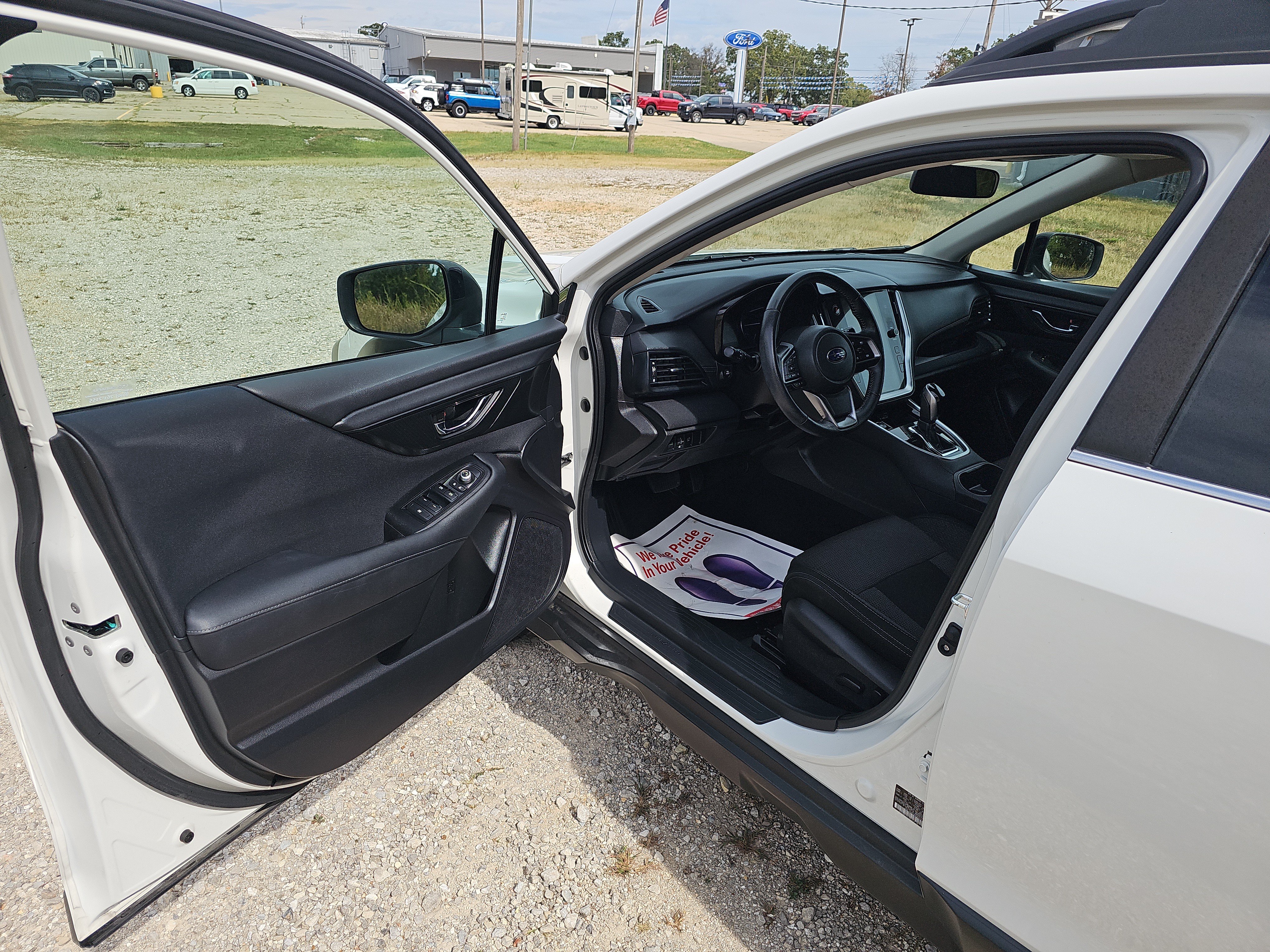 Used 2023 Subaru Outback Premium AWD/4WD image 23
