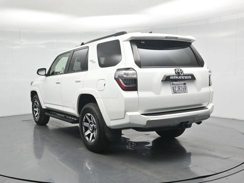 Used 2022 Toyota 4Runner TRD Off-Road Premium AWD/4WD image 28