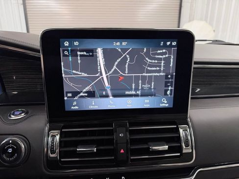 Used 2020 Lincoln Navigator Black Label w/ Cargo Convenience Package AWD/4WD image 26