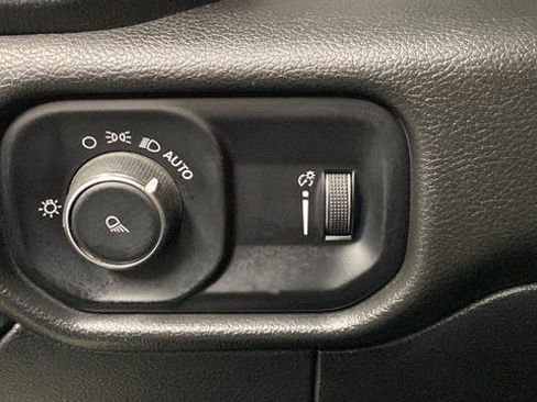 Used 2021 RAM 2500 Tradesman AWD/4WD image 28
