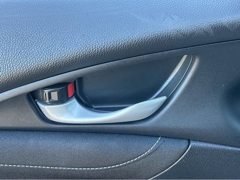 Used 2019 Honda Insight EX image 35