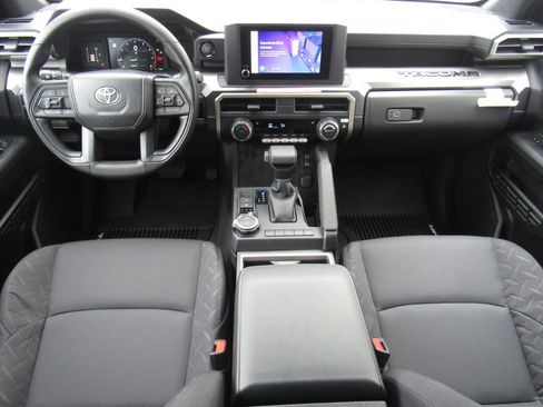 New 2026 Toyota Tacoma SR5 AWD/4WD image 31